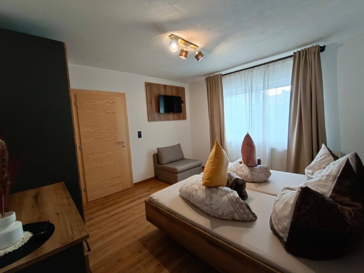 Haus Felix Leilighet Pettneu am Arlberg Eksteriør bilde